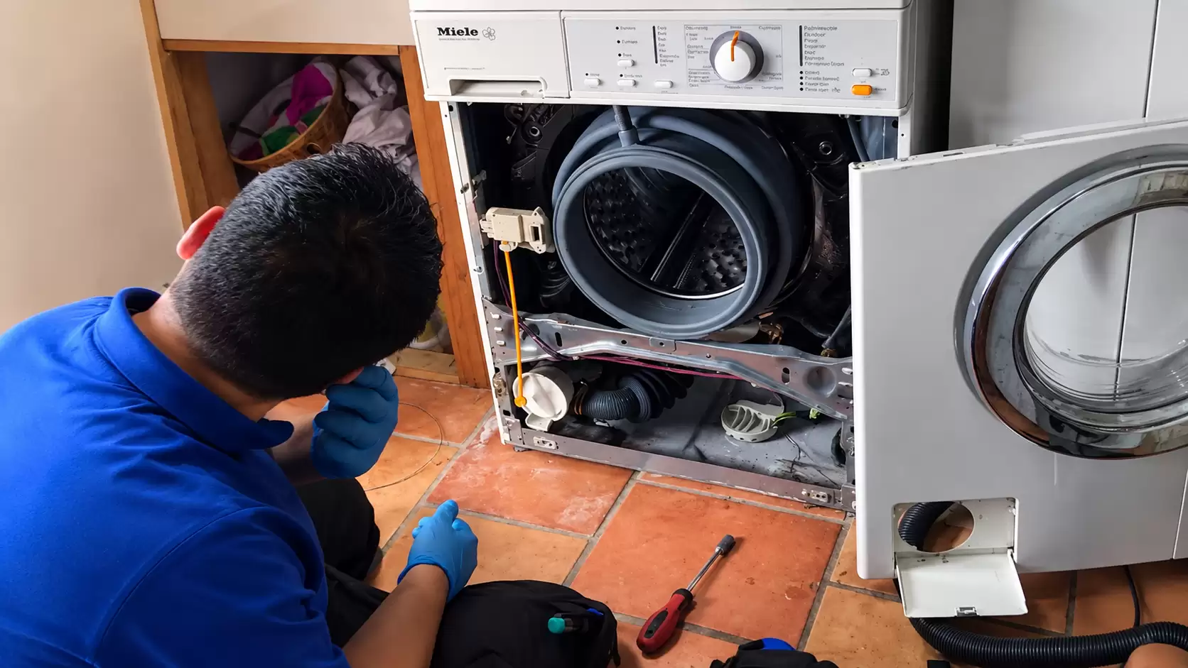 Sửa Máy Giặt Không Vắt Quận Tân Bình Tới Lẹ | Đo VOM, Báo 1 Giá